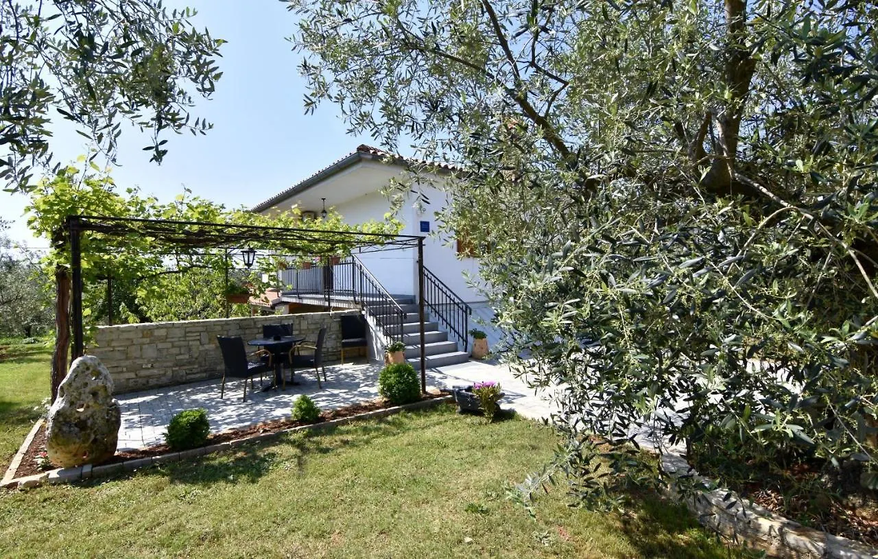 Apartments With A Parking Space Basanija, Umag - 20522 Savudrija