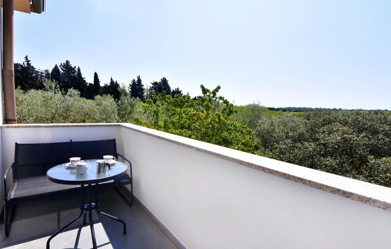 Apartments With A Parking Space Basanija, Umag - 20522 Savudrija